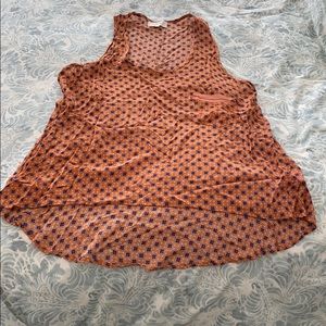 Women’s size medium/ large sleeveless top